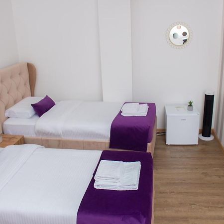 Motel Kvele 新帕扎尔 外观 照片