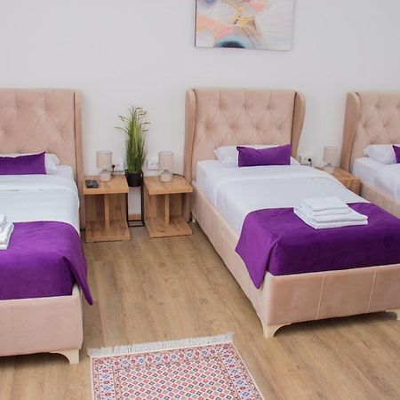 Motel Kvele 新帕扎尔 外观 照片