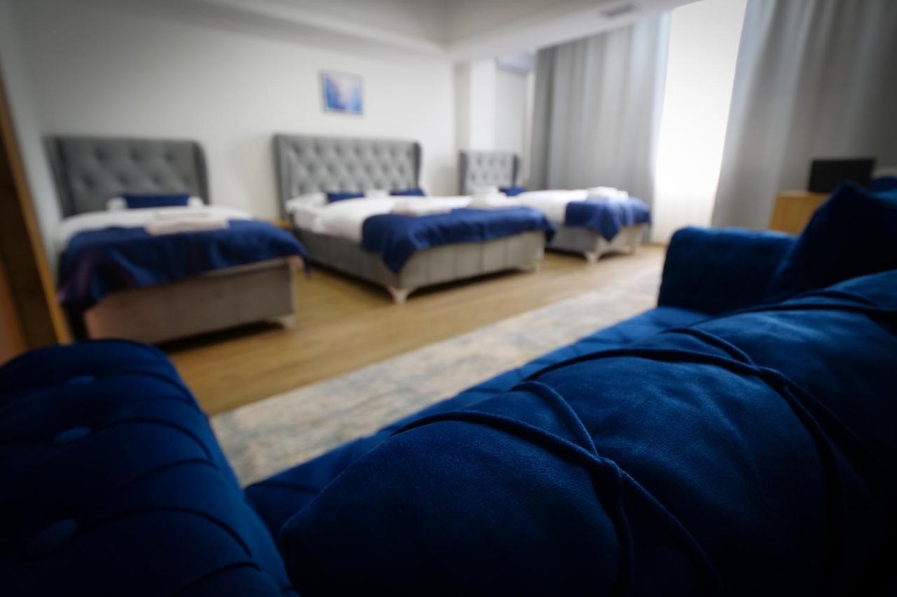 Motel Kvele 新帕扎尔 外观 照片