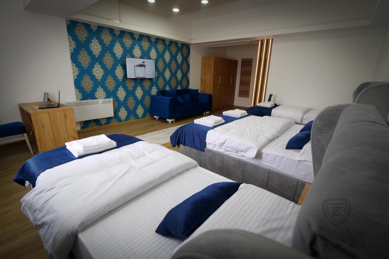 Motel Kvele 新帕扎尔 外观 照片