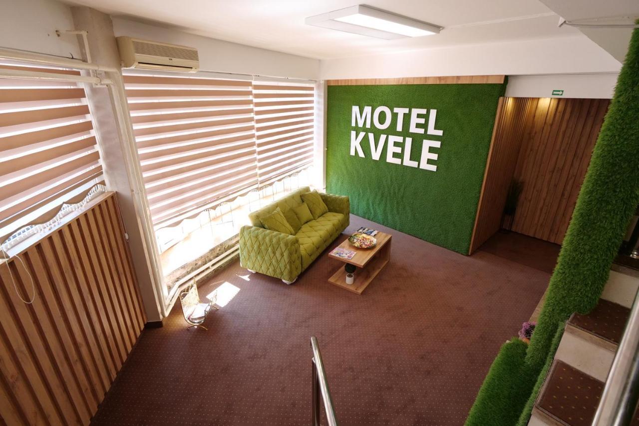 Motel Kvele 新帕扎尔 外观 照片