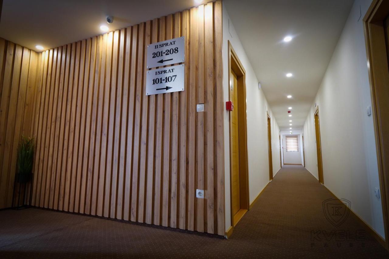 Motel Kvele 新帕扎尔 外观 照片